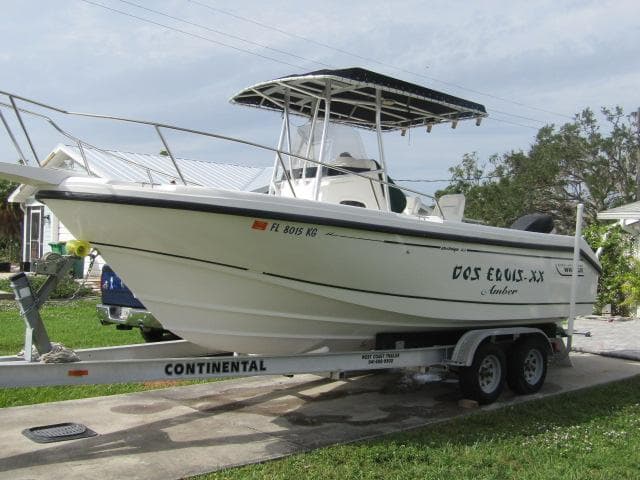 1999 Boston Whaler 23 Outrage