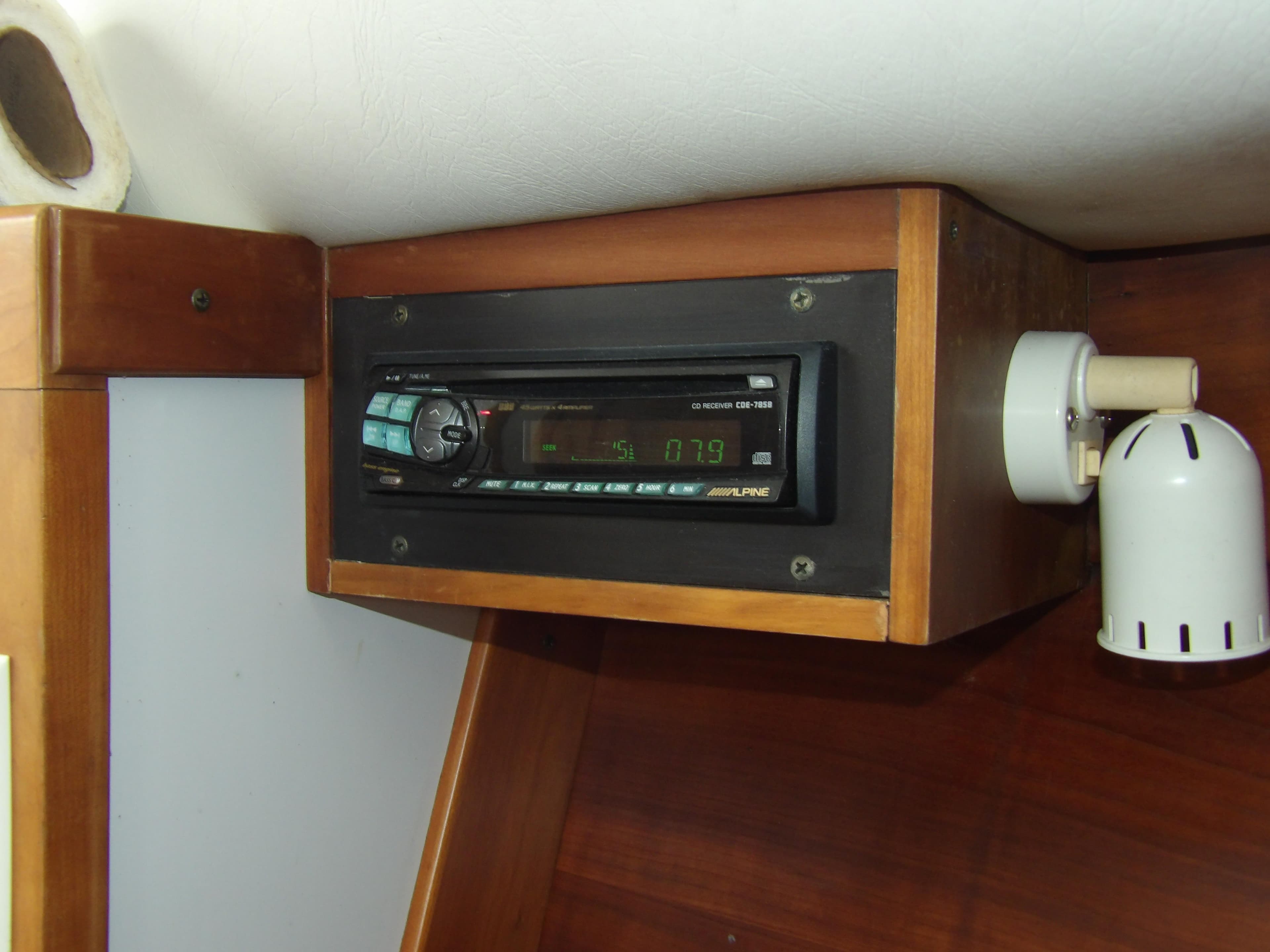 2002 Legacy Yachts 28 Express