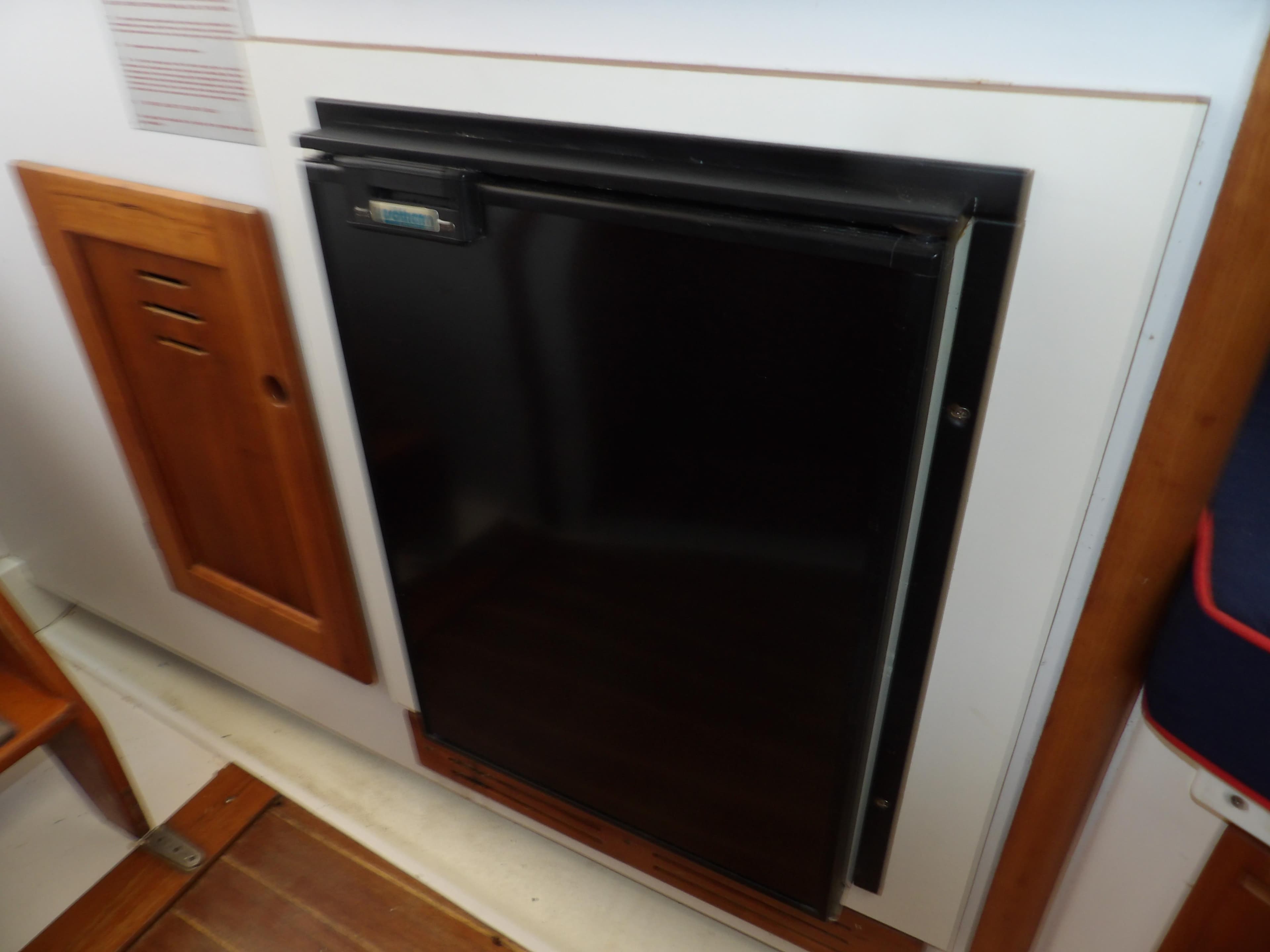 2002 Legacy Yachts 28 Express