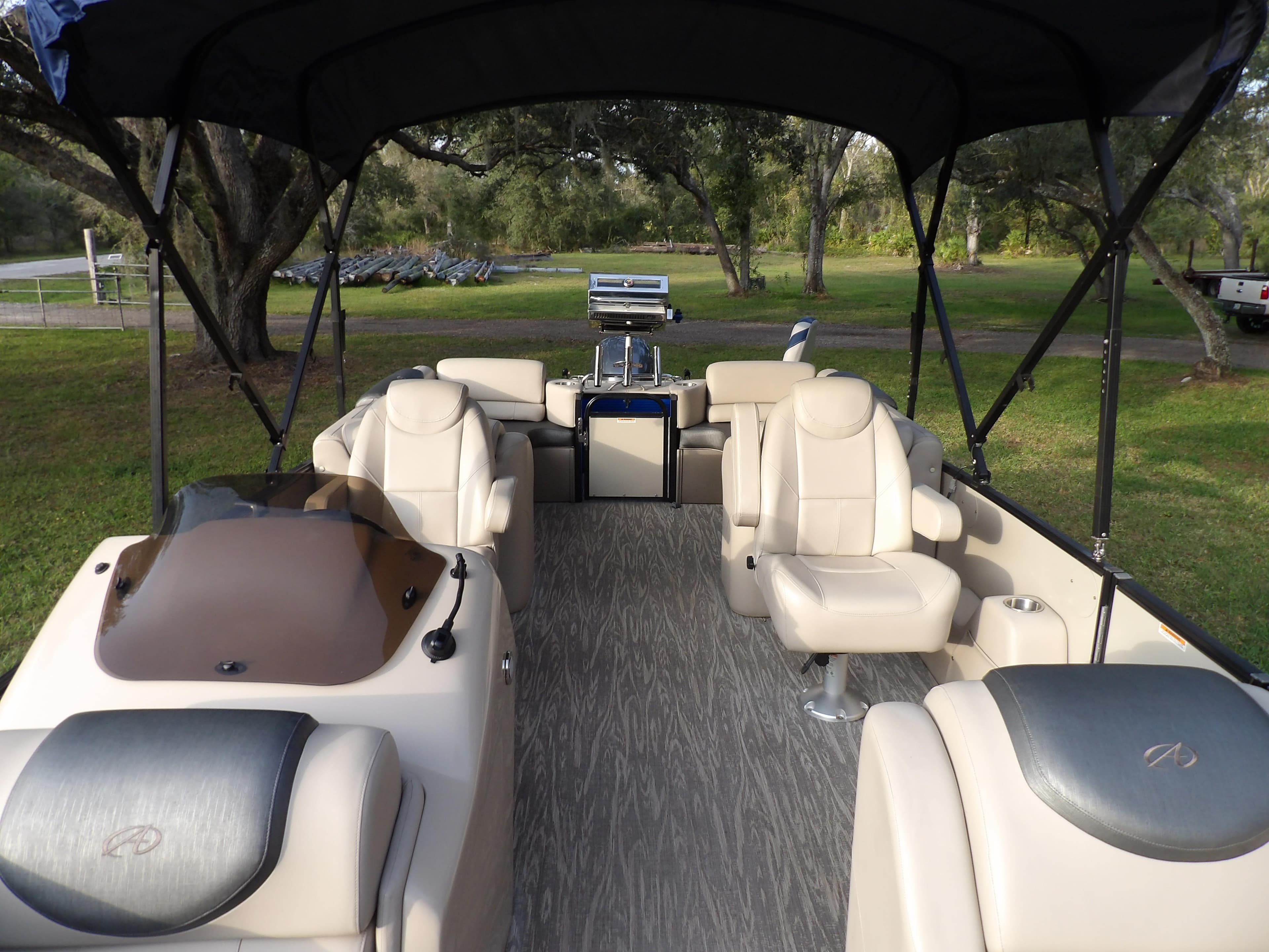 2020 Avalon 2385 Catalina QL SWS pontoon boat with spacious seating and canopy.