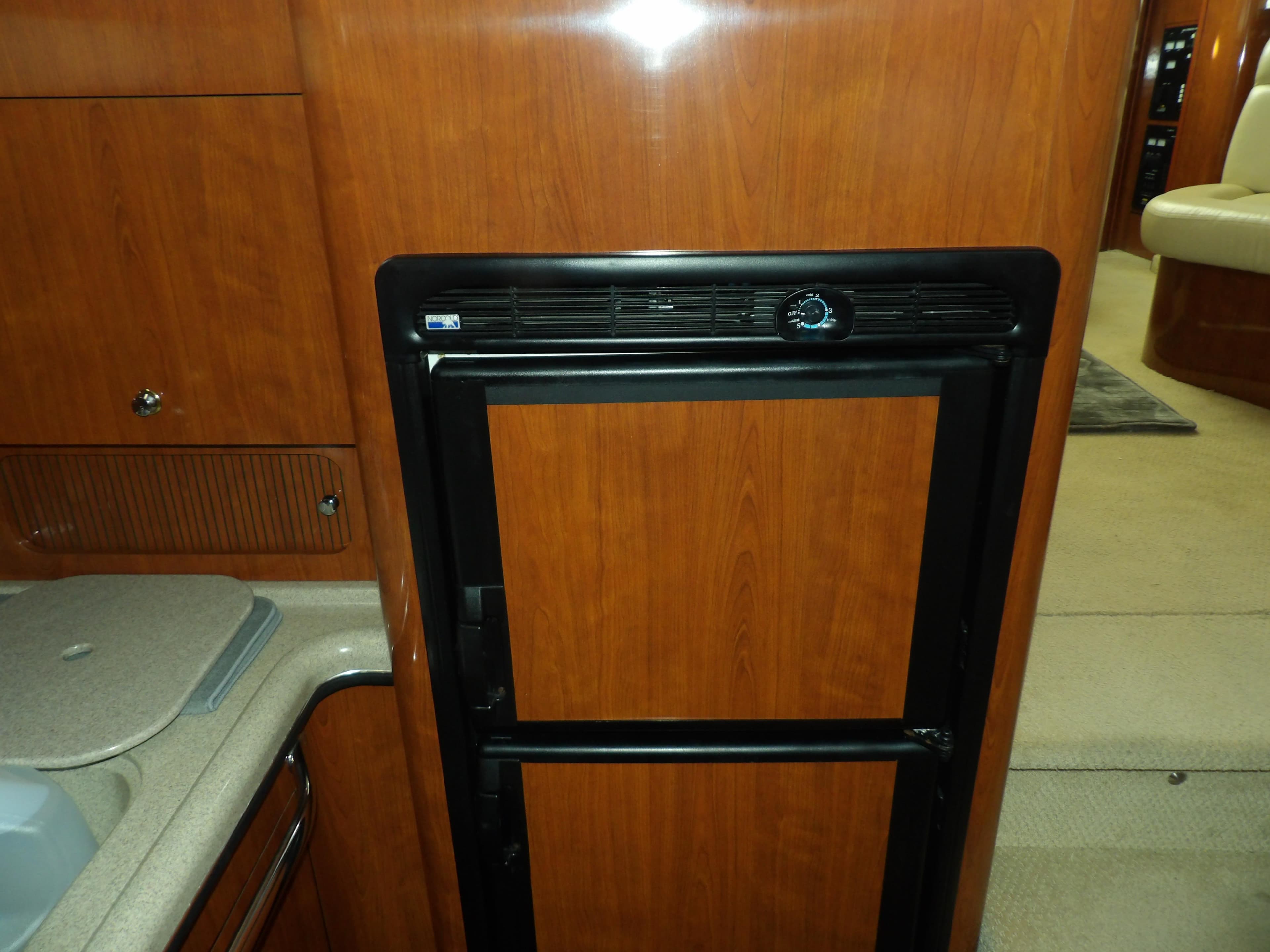 2003 Sea Ray 390 Motor Yacht