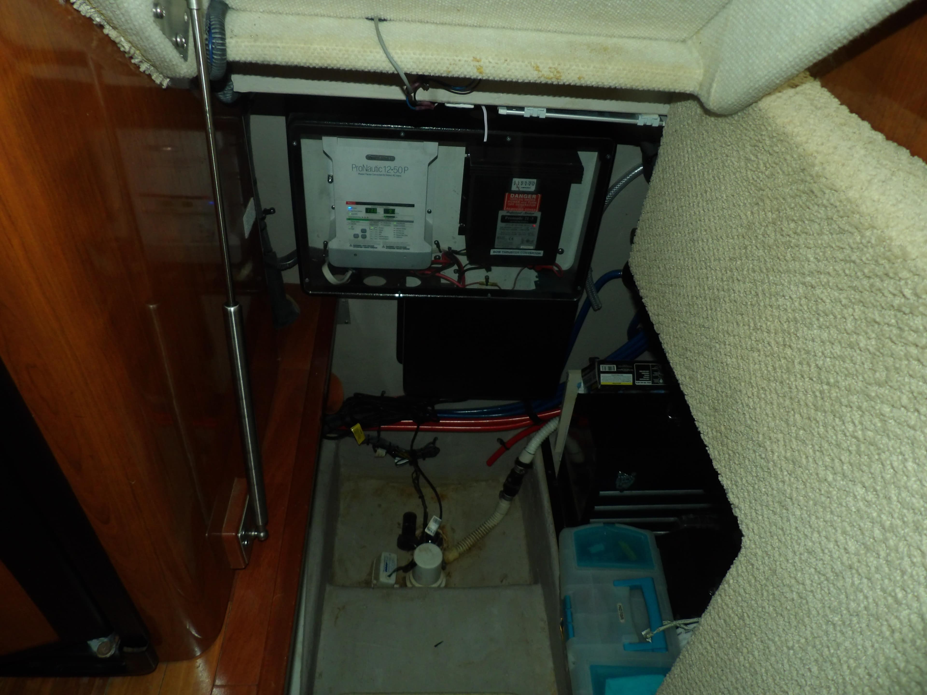 2003 Sea Ray 390 Motor Yacht