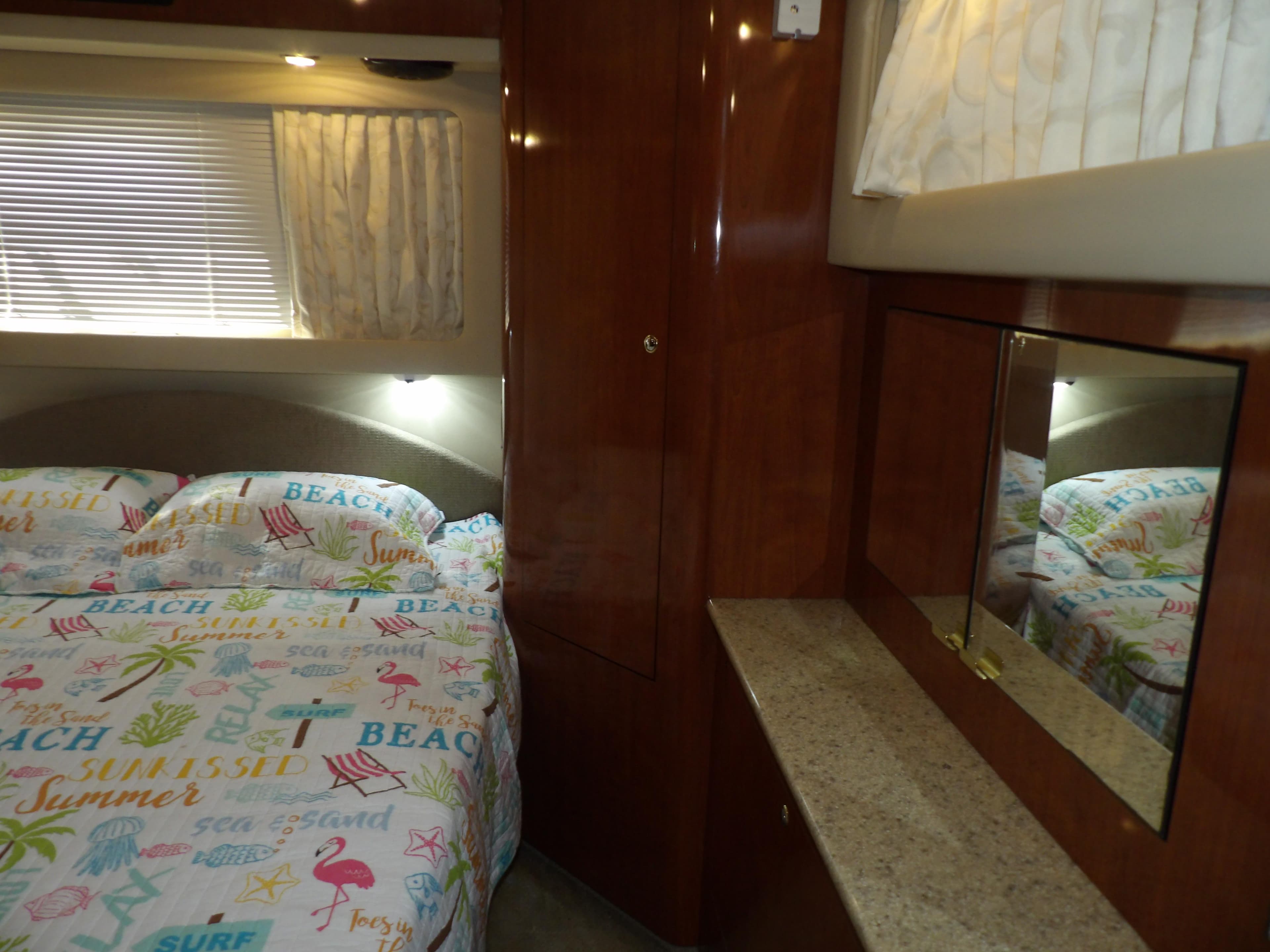 2003 Sea Ray 390 Motor Yacht