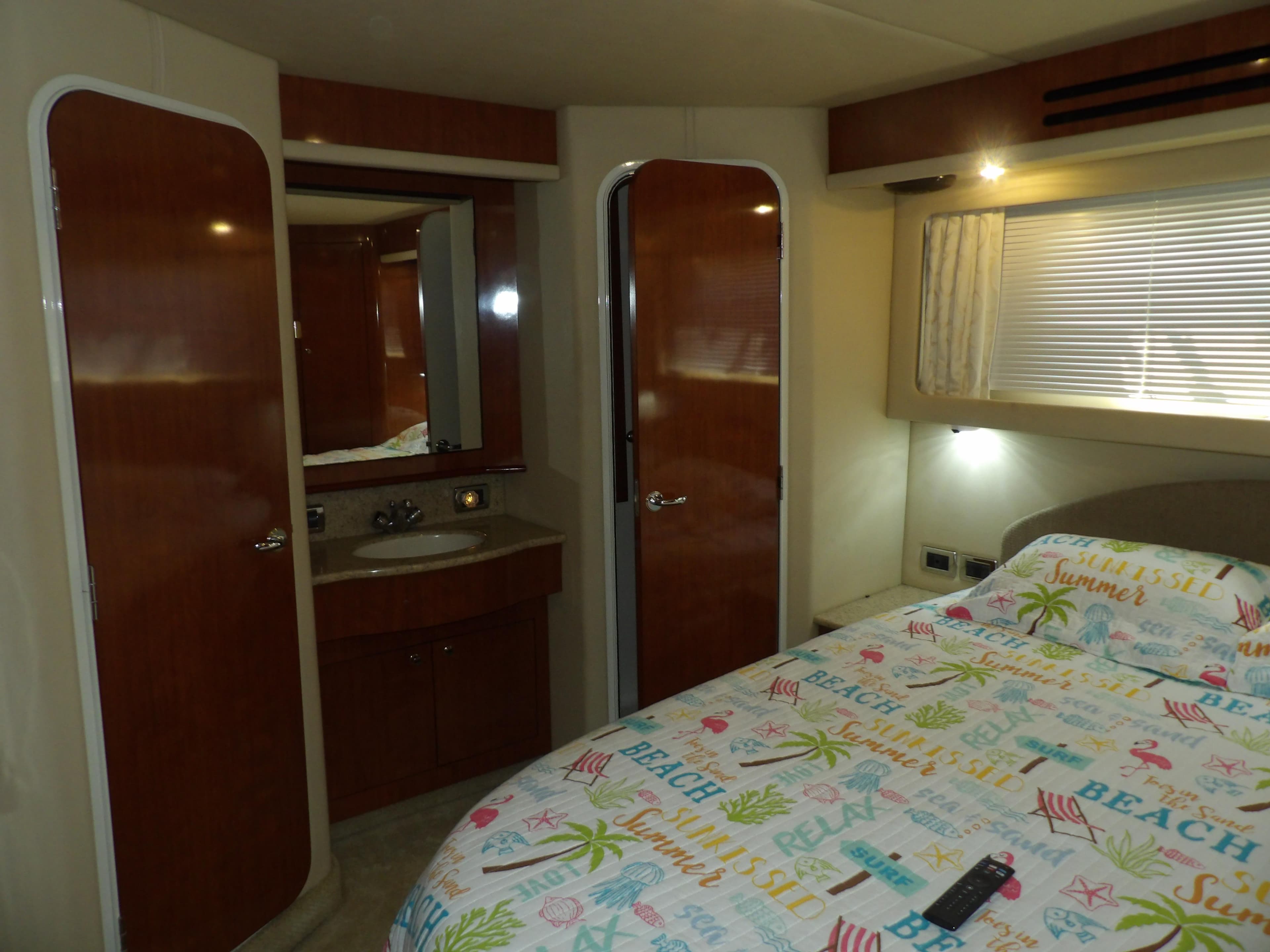 2003 Sea Ray 390 Motor Yacht