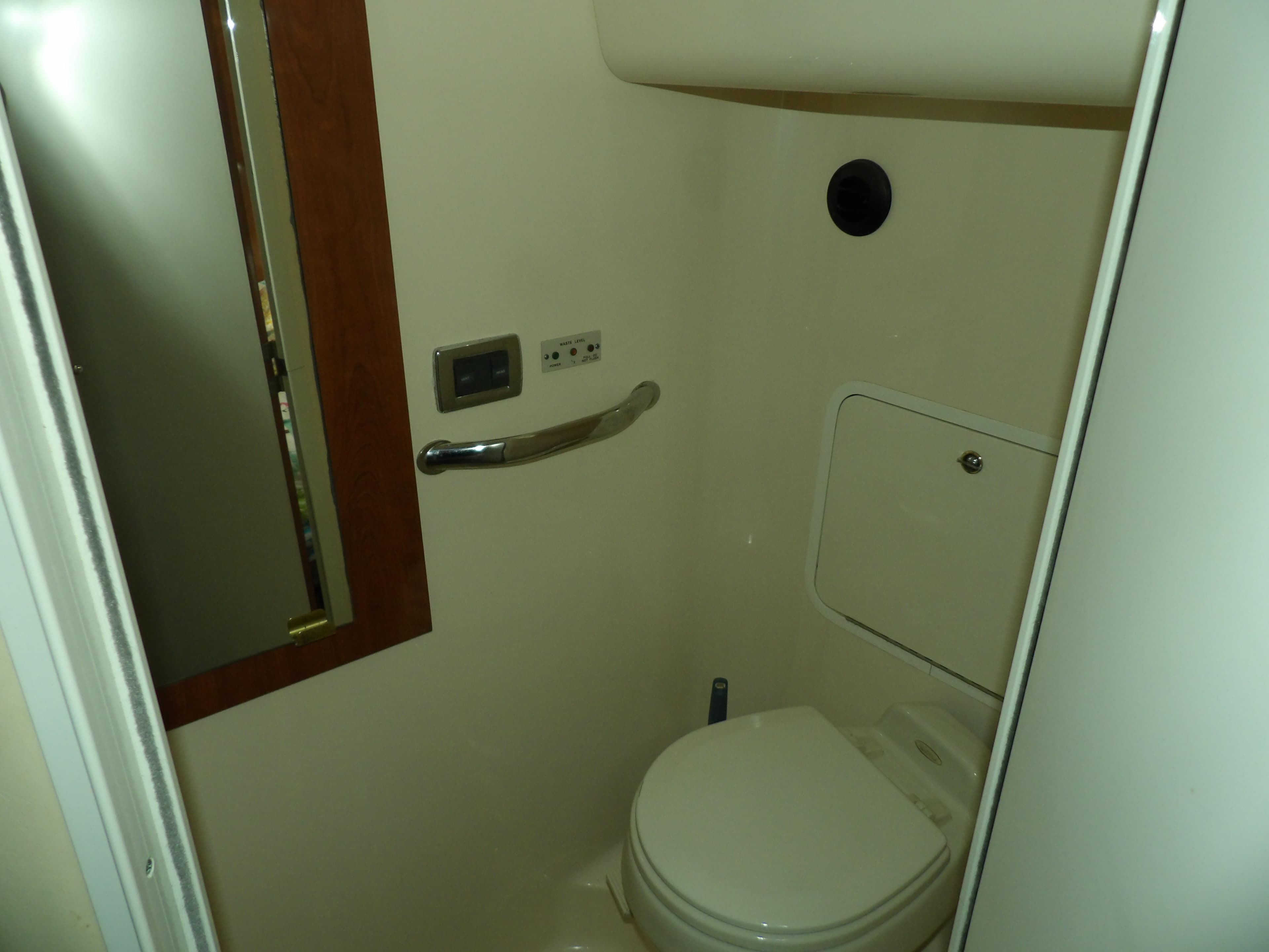 2003 Sea Ray 390 Motor Yacht