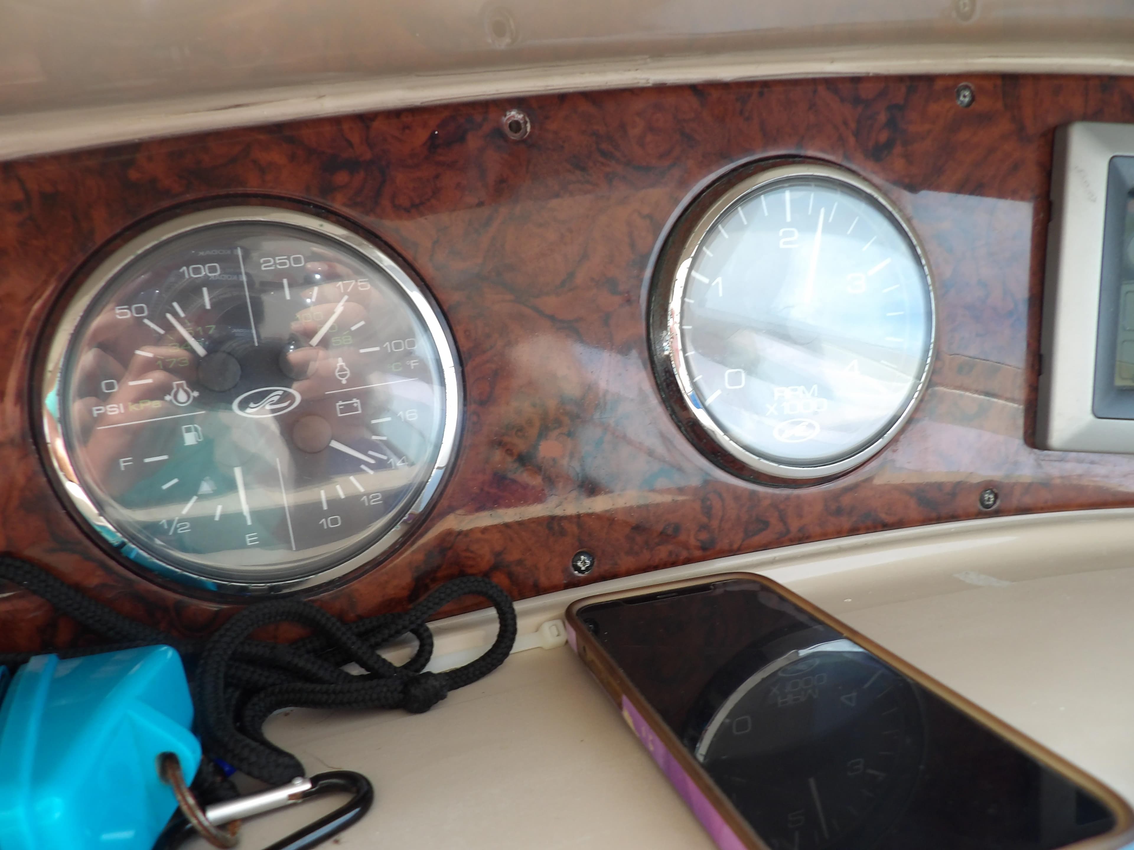 2003 Sea Ray 390 Motor Yacht