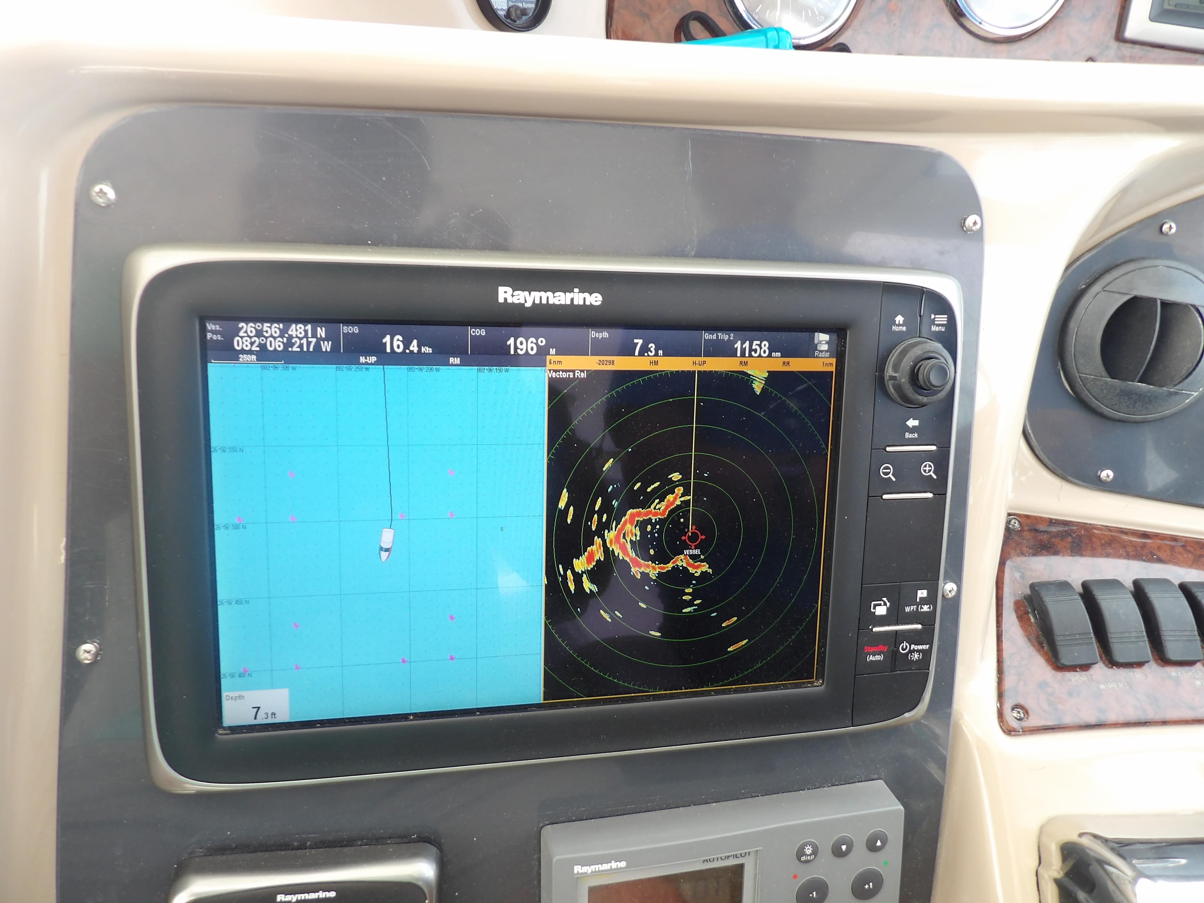 2003 Sea Ray 390 Motor Yacht