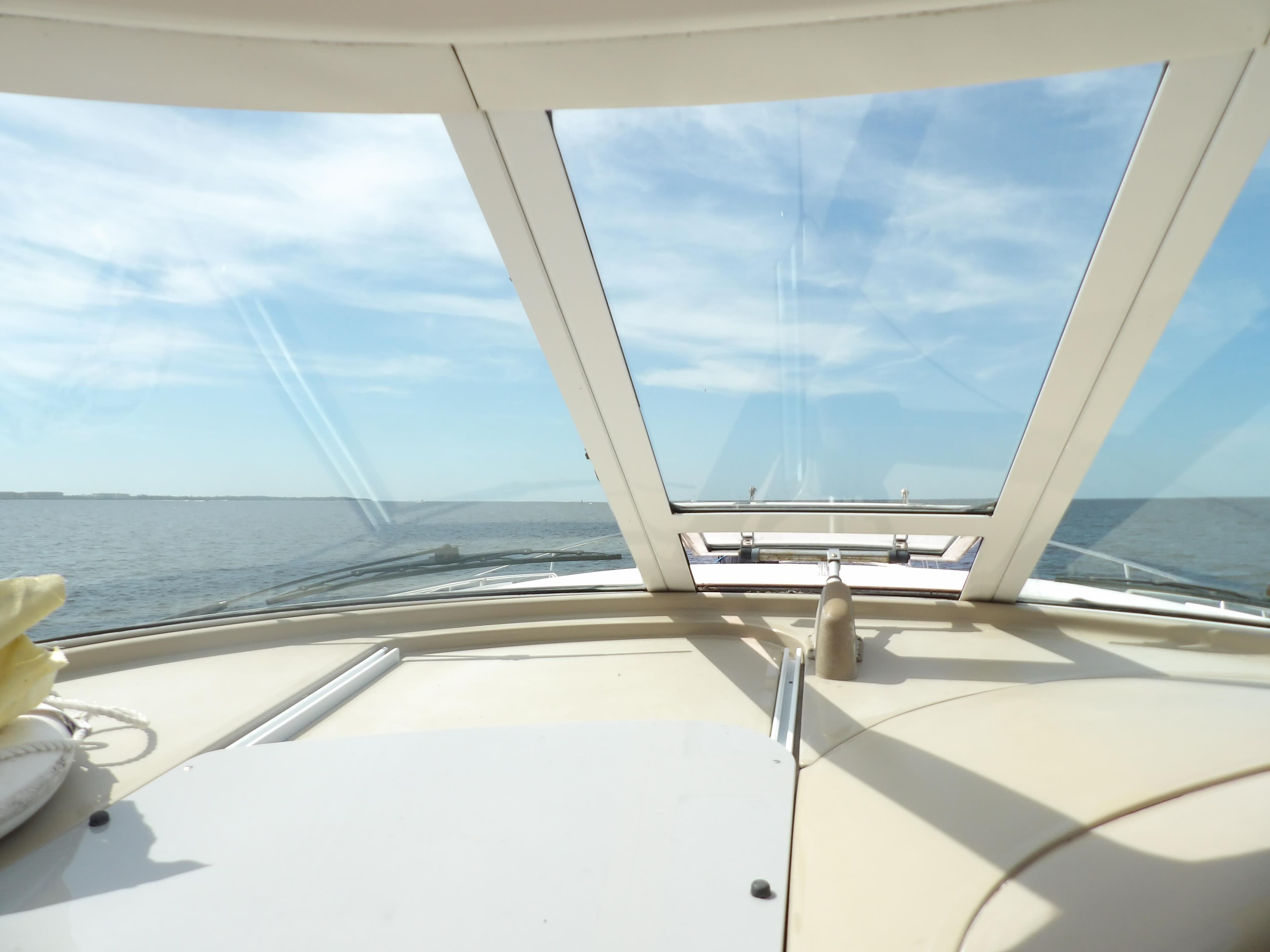 2003 Sea Ray 390 Motor Yacht