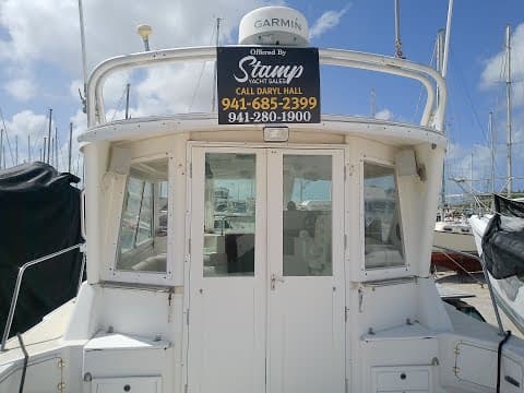 31 Albin WA Topside and Interior